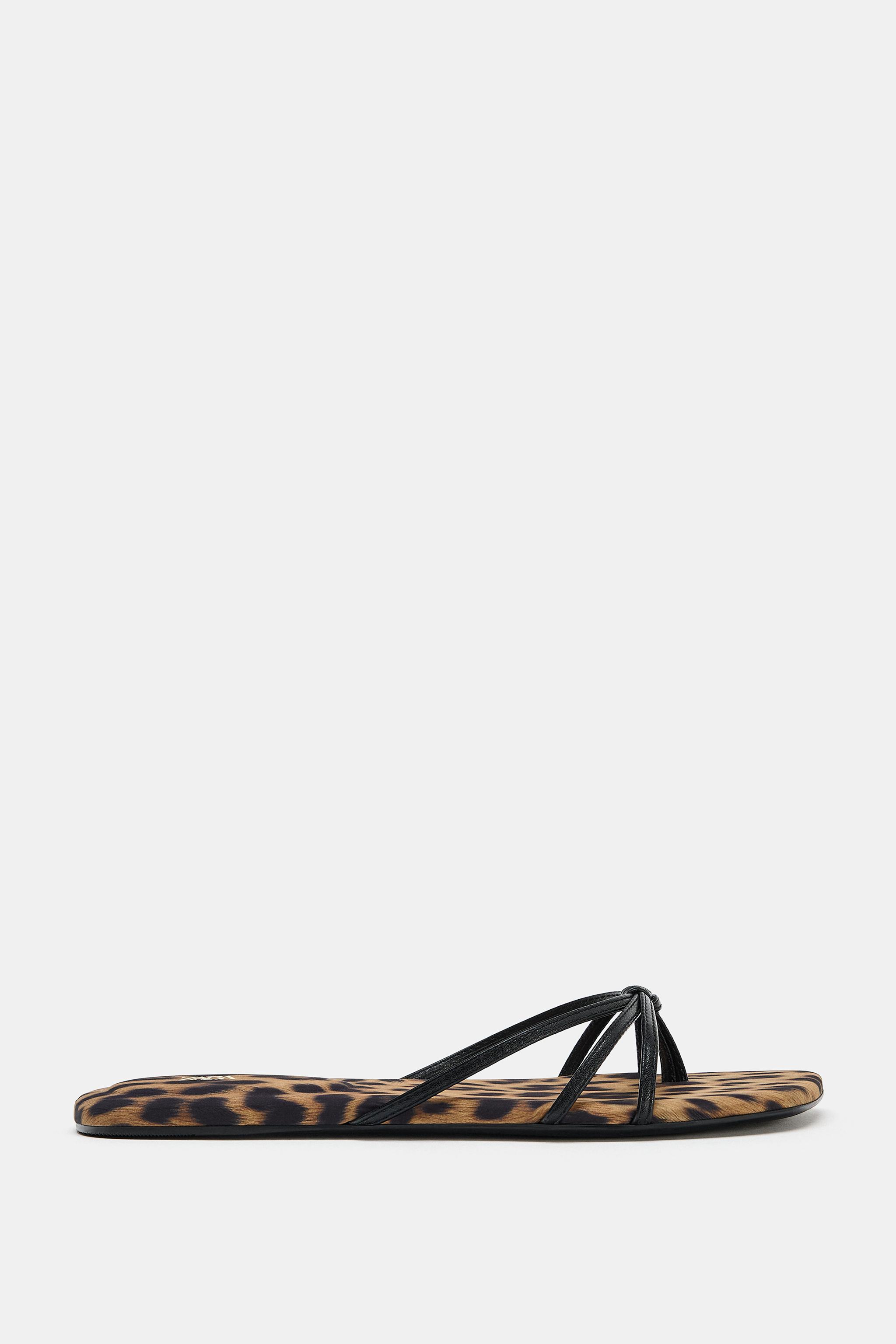 ANIMAL PRINT FLAT SANDALS